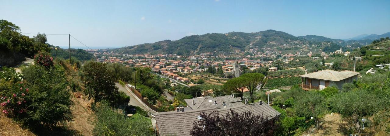 Room In Villa - Room In The Hills With Garden And Sea View San Salvatore  Екстер'єр фото